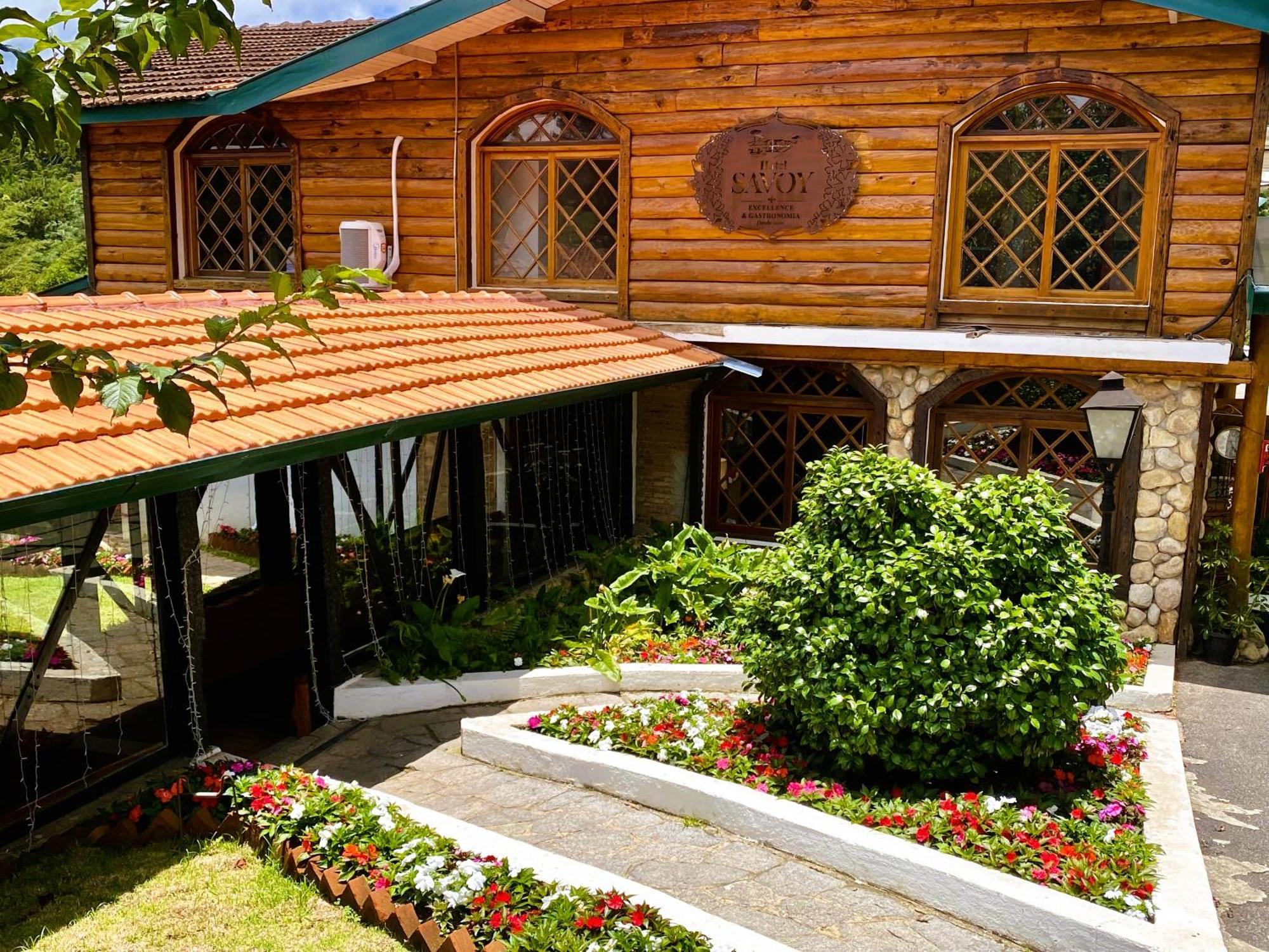 Hotel Savoy Excellence Campos do Jordao Bagian luar foto