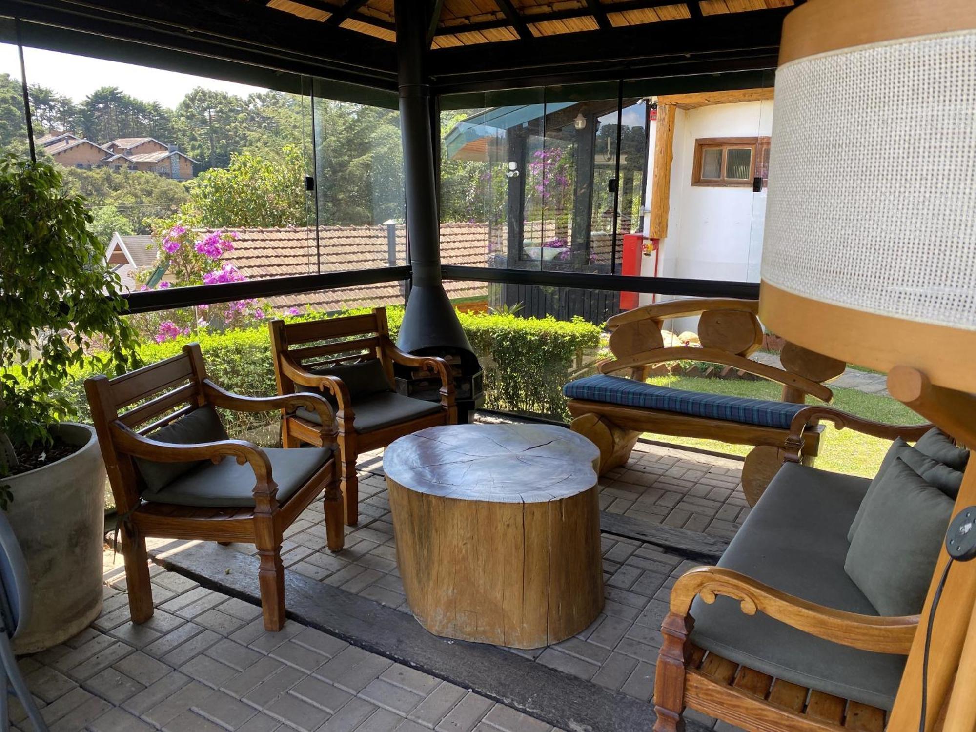 Hotel Savoy Excellence Campos do Jordao Bagian luar foto