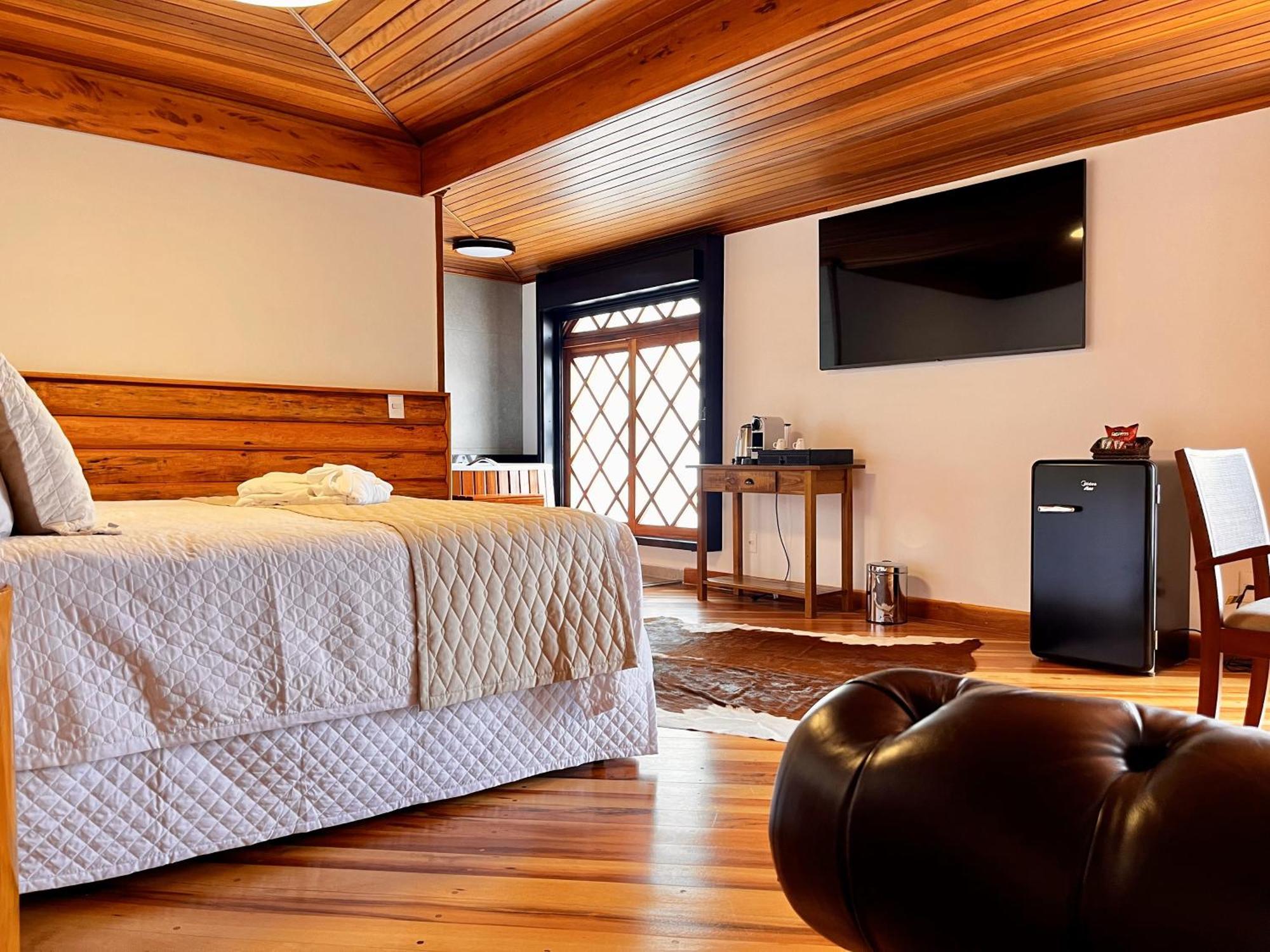 Hotel Savoy Excellence Campos do Jordao Bagian luar foto